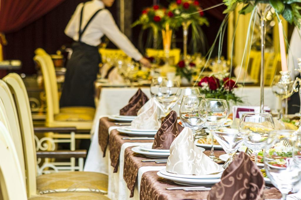 Atb Grand Hotel Atyraū Exteriér fotografie